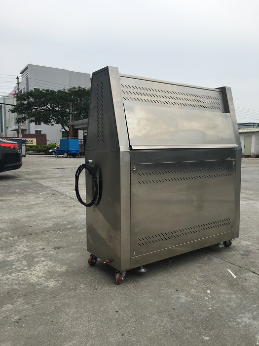 正航斜卡式紫外老化試驗(yàn)箱側(cè)視圖